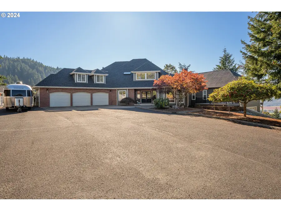 317 Aker Dr, Tri City, OR 97457 - Image #2