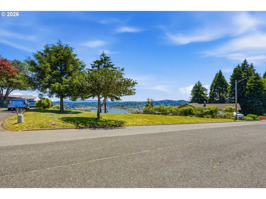 0 Signal Way, Coos Bay, OR 97420 - #3