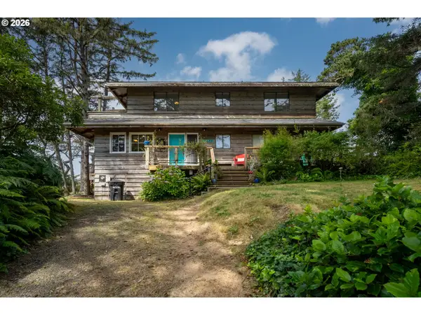 47470 Hawk Dr, Neskowin, OR 97149
