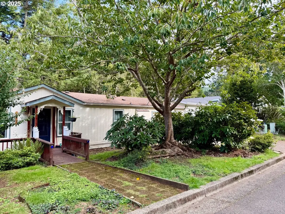 1305 Kristi Loop, Lakeside, OR 97449 - Image #1