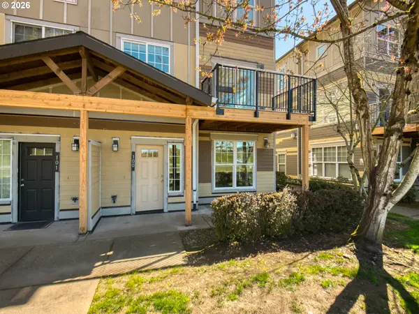 22804 SW Forest Creek Dr, Sherwood, OR 97140