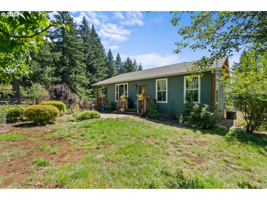 40989 Skyline Dr, Sweet Home, OR 97386 - Image #2