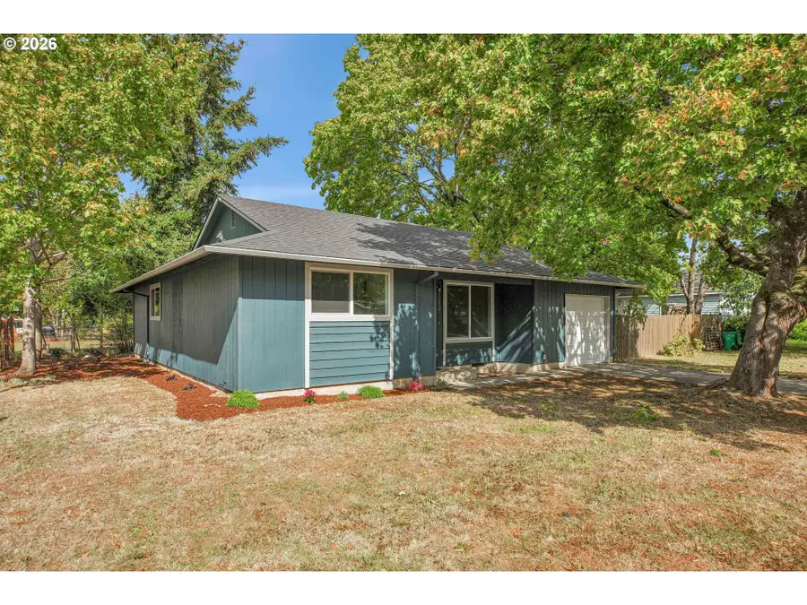 13137 SE Francis St, Portland, OR 97236 - #2