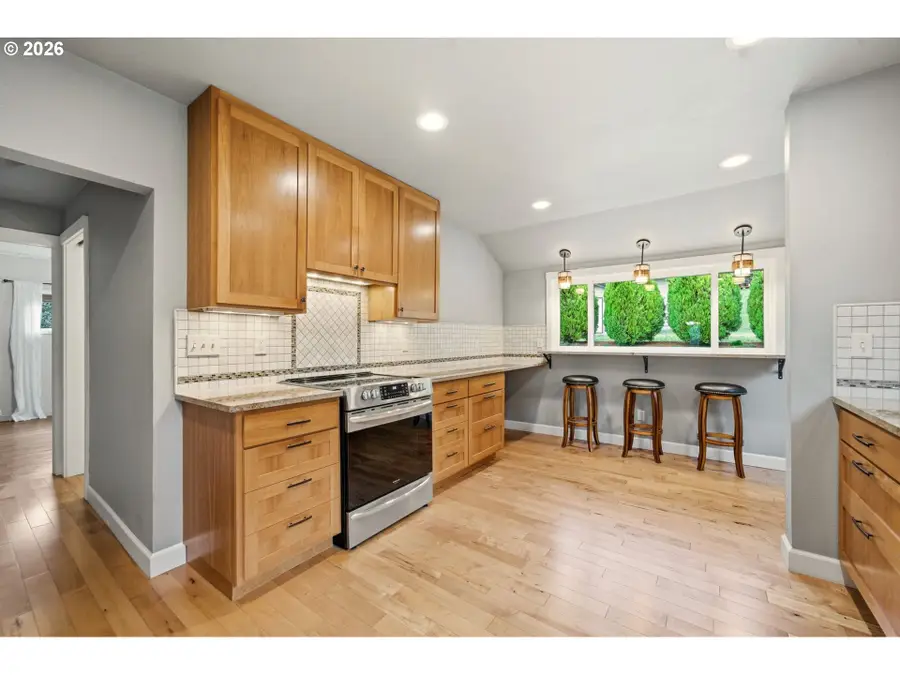 3554 Old Pacific Hwy S, Kelso, WA 98626 - #3