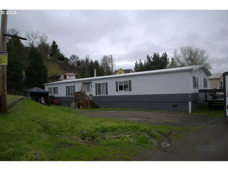 200 Emils Way #45, Roseburg, OR 97471 - #2