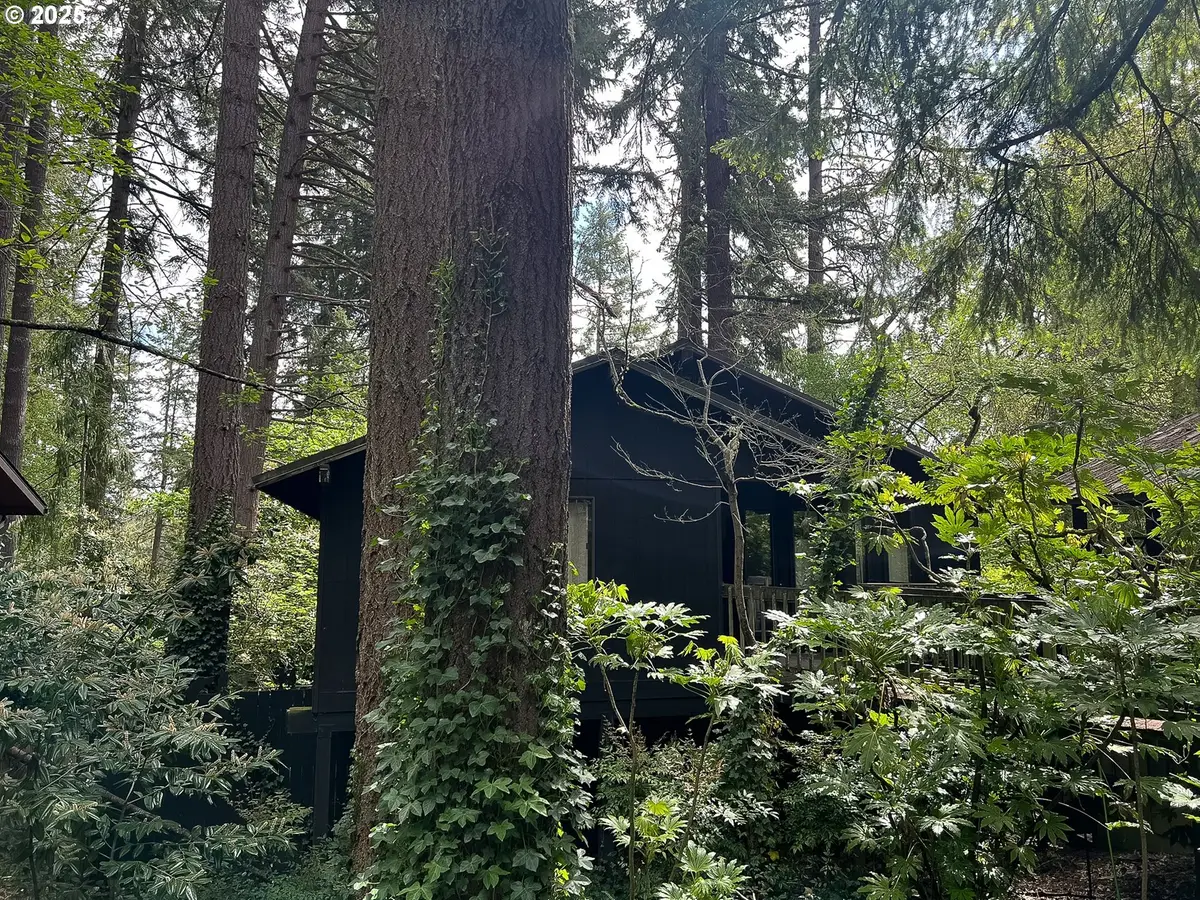 645 Kingswood Ave, Eugene, OR 97405 - Image #1