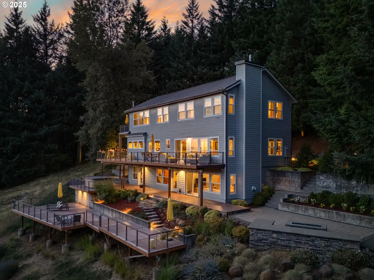 27200 NE Mountain Top Rd, Newberg, OR 97132 - #1