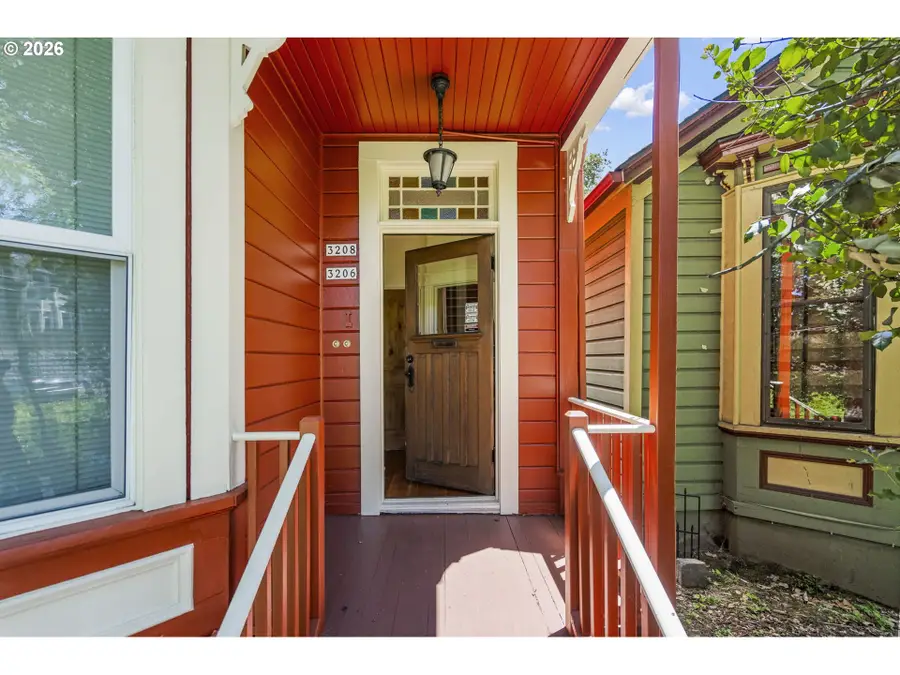 3206 S Kelly Ave, Portland, OR 97239 - #2