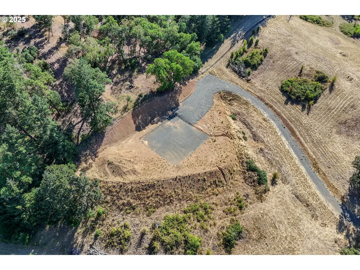 367 Karenza Ln, Roseburg, OR 97471 - Image #1