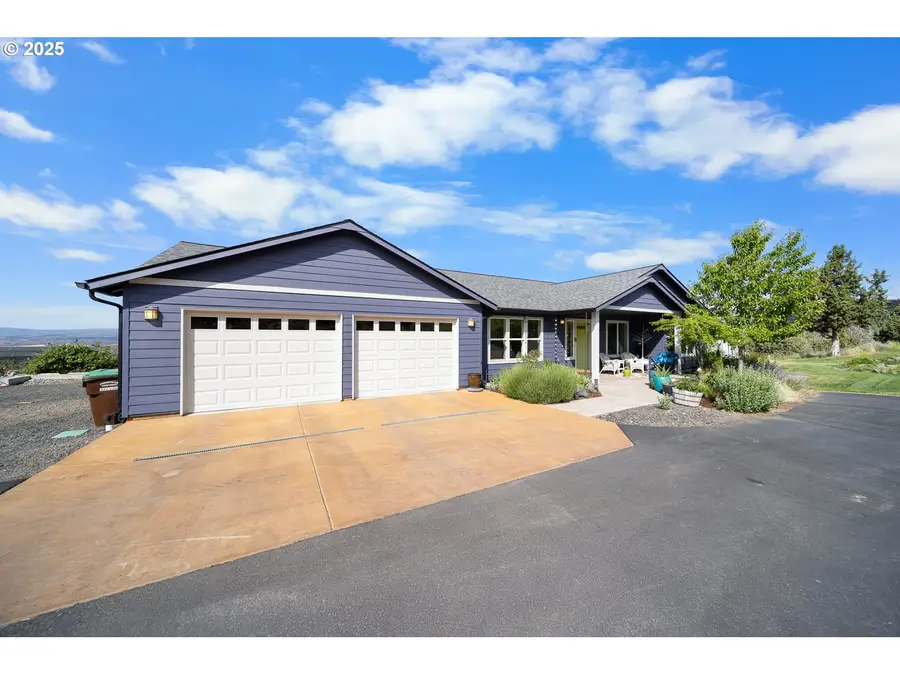 7408 SE Night Hawk Ct, Prineville, OR 97754 - Image #2