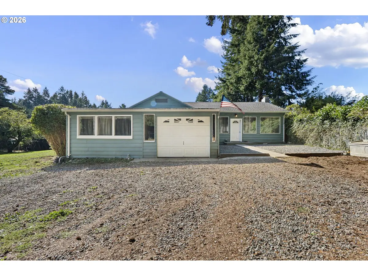 17520 Ross Ln, Brookings, OR 97415 - #1