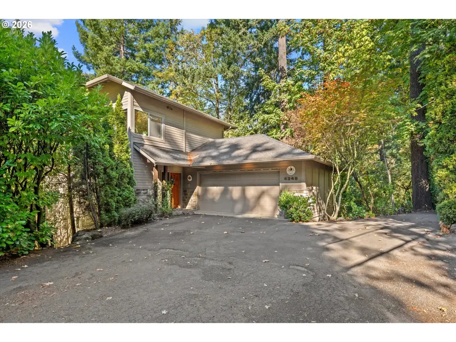 4249 SW Dosch Rd, Portland, OR 97239 - #2