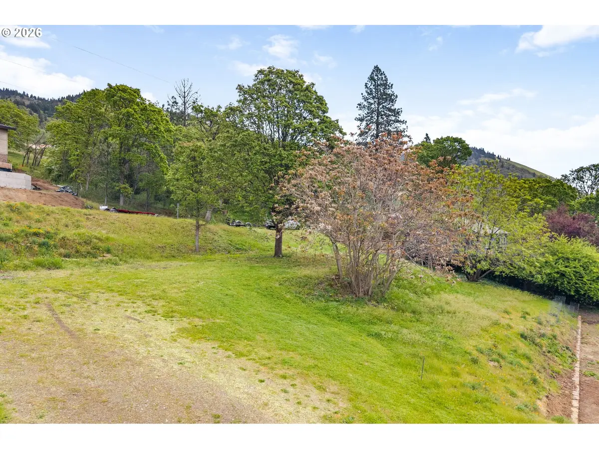 Lot Off Vine St, White Salmon, WA 98672 - #1