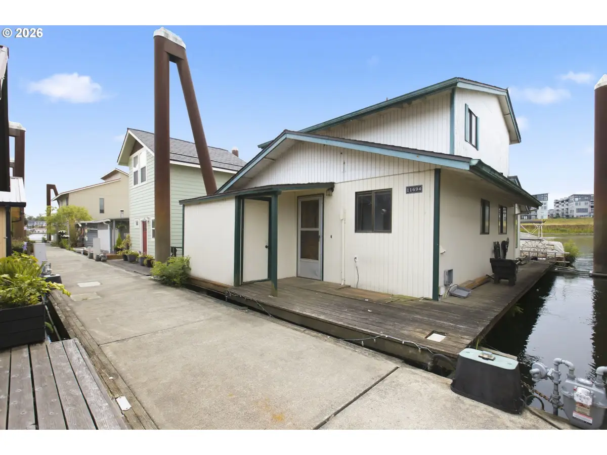 11694 N Island Cove Ln, Portland, OR 97217 - #1
