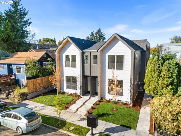 1867 SE Tacoma St #4, Portland, OR 97202