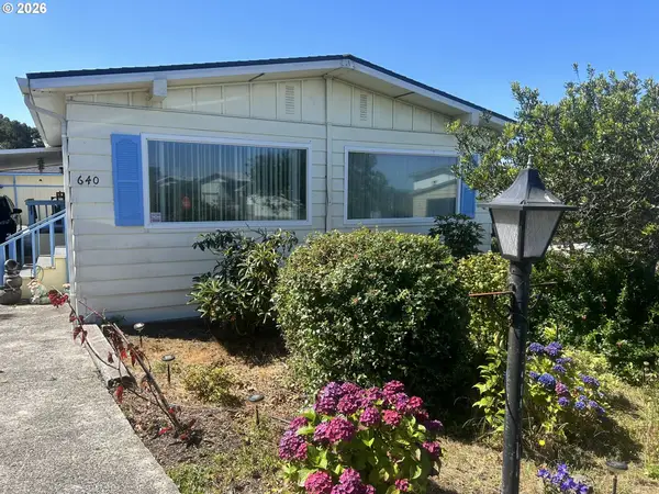 1601 Rhododendron Dr #640, Florence, OR 97439