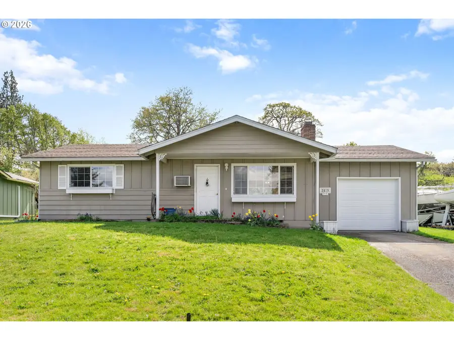 2419 Prospect Ave, Hood River, OR 97031 - #2