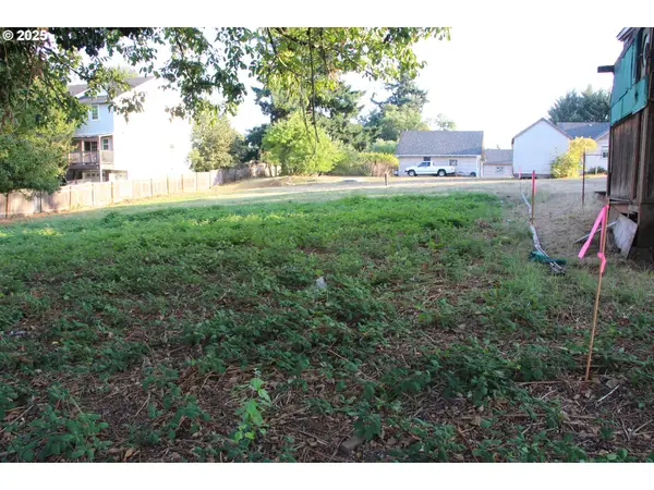 SE 87th Ave, Portland, OR 97266