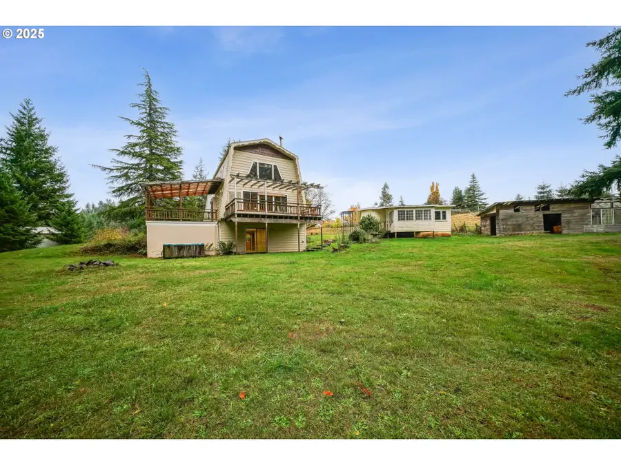 20125 Mckillop Rd, Scotts Mills, OR 97375 - Image #2