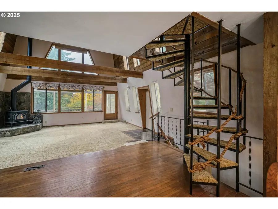 20125 Mckillop Rd, Scotts Mills, OR 97375 - Image #3