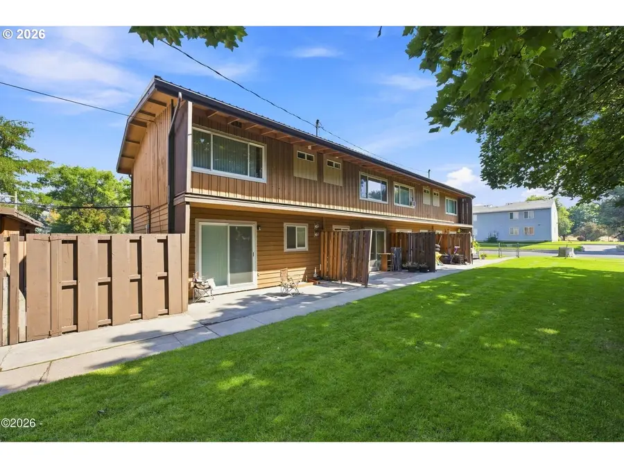 115 NE A St, Madras, OR 97741 - #3