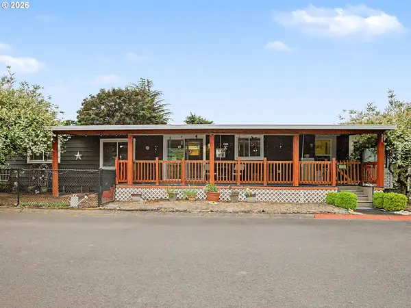 13640 SE Highway 212 #24, Clackamas, OR 97015