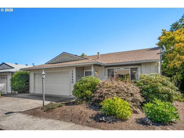 15440 SW Alderbrook Cir, Tigard, OR 97224