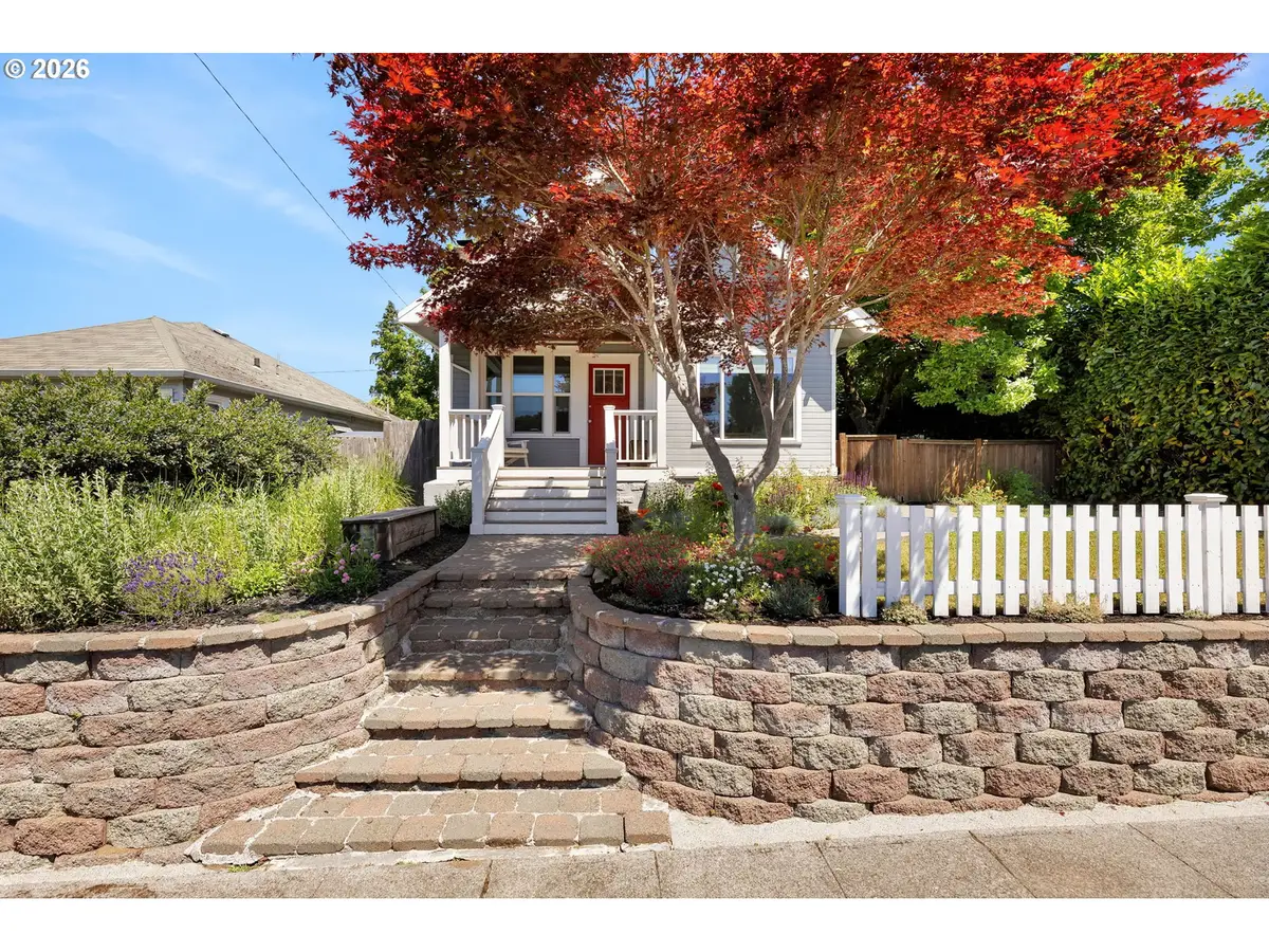 414 W 30th St, Vancouver, WA 98660 - #1