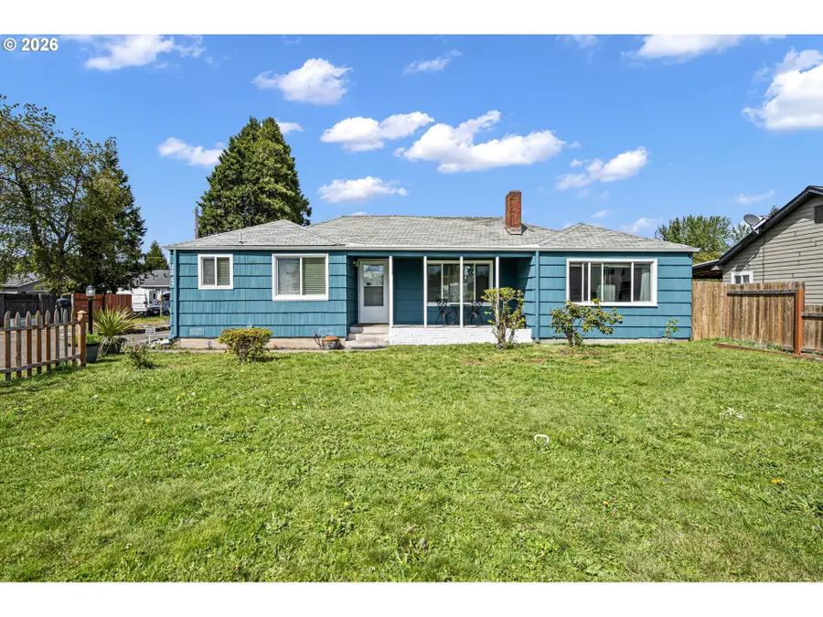 2207 Willona Dr, Eugene, OR 97408 - #2