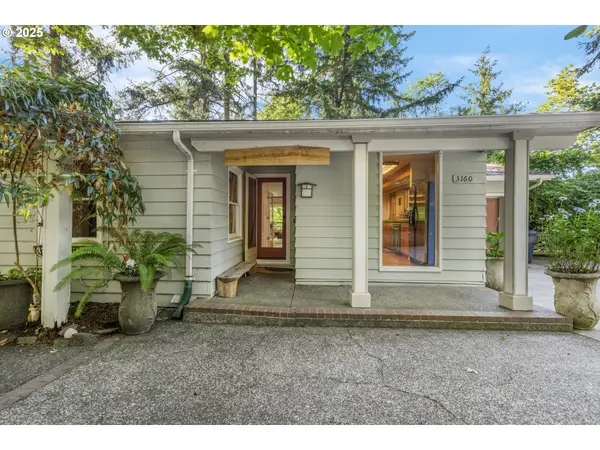 3160 Whitten Dr, Eugene, OR 97405