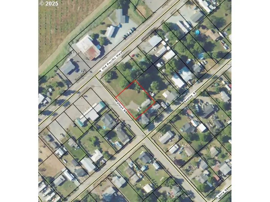 119 Walnut St, Tri City, OR 97457 - Image #2