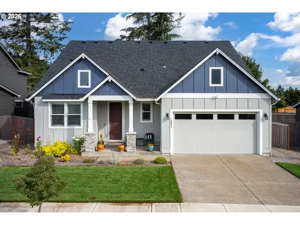 16853 SE Pacific Crest Trail Pl, HappyValley, OR 97086