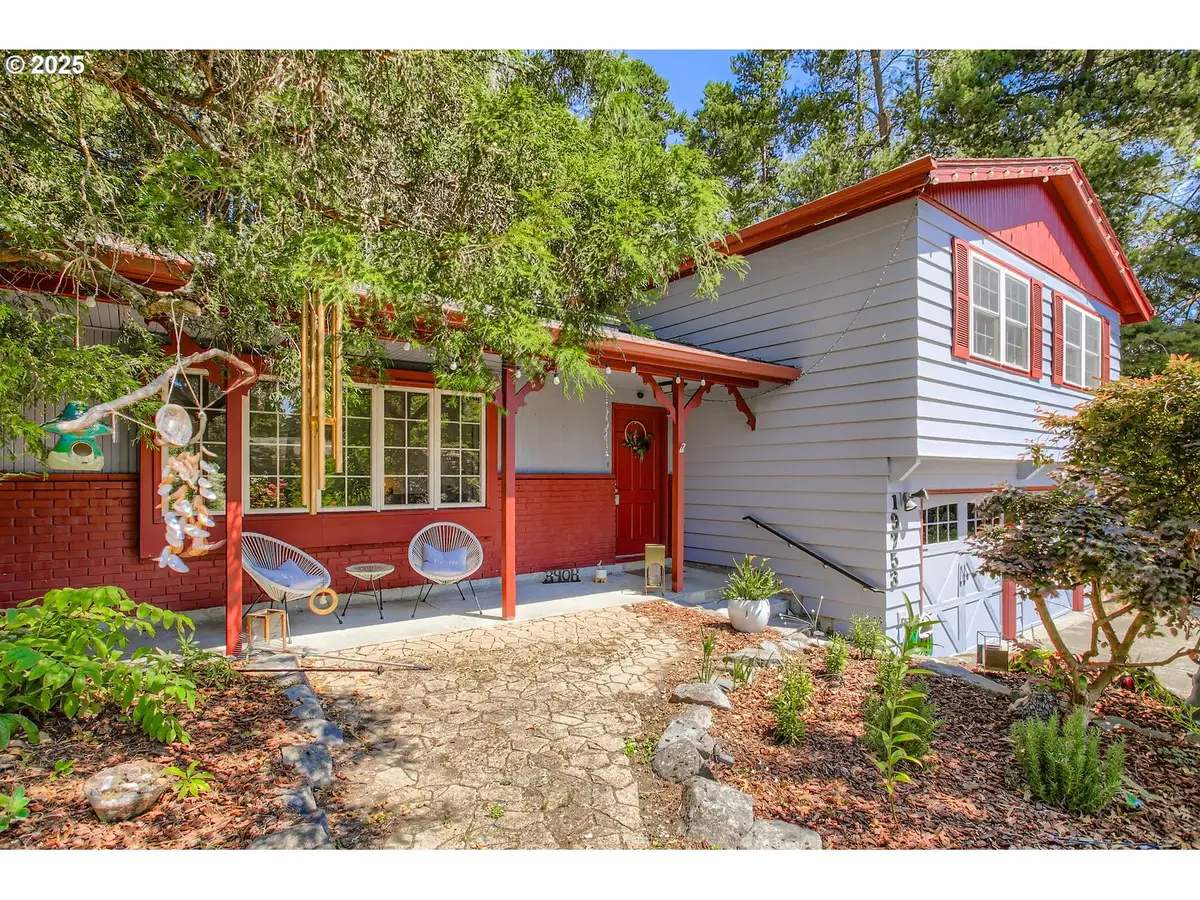 19753 SW Celebrity St, Beaverton, OR 97078 - Image #1