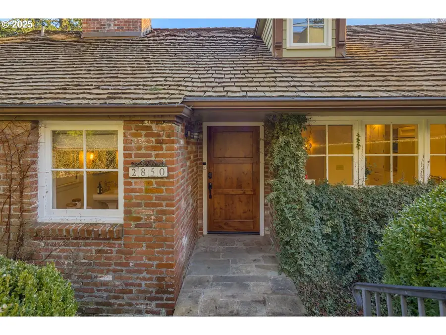 2850 NW Verde Vista Ter, Portland, OR 97210 - Image #3