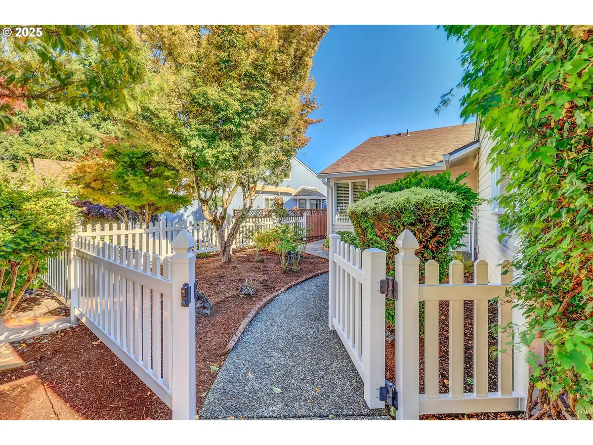 2406 NE 151st Ave, Portland, OR 97230 - Image #1