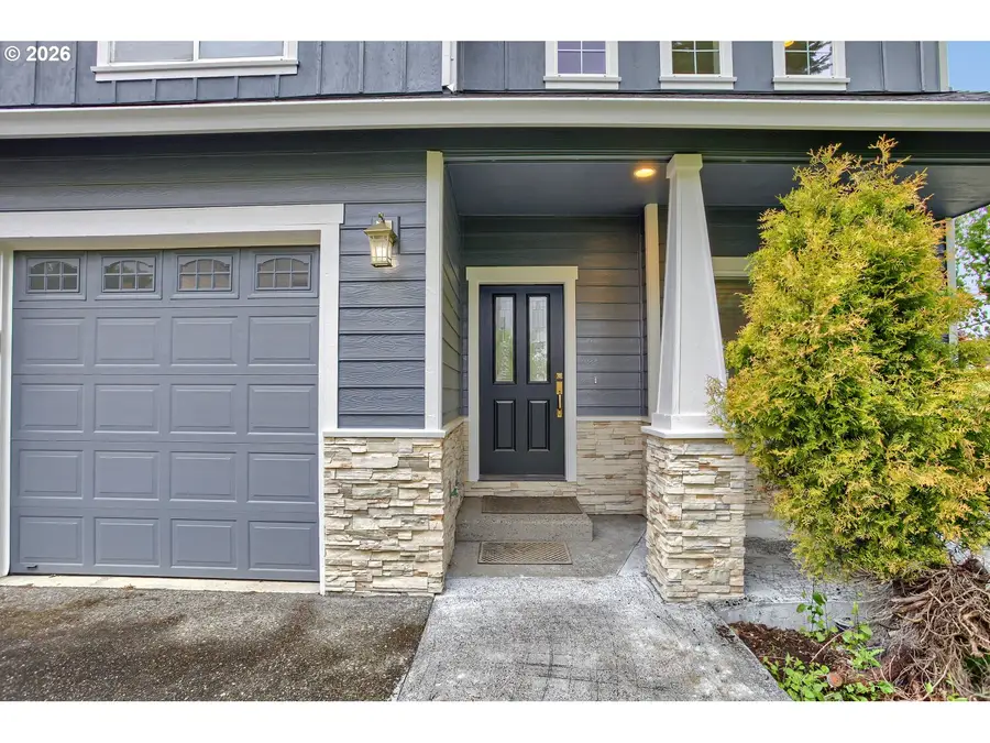 9113 SE Northpoint Ct, Happy Valley, OR 97086 - #3