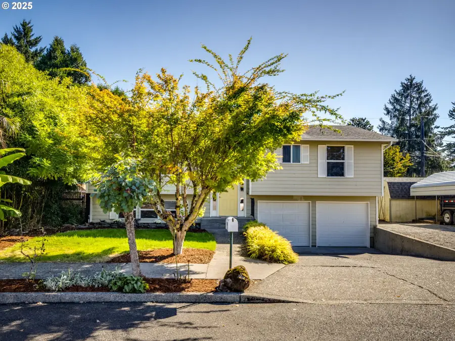 17118 SE Bush St, Portland, OR 97236 - Image #2