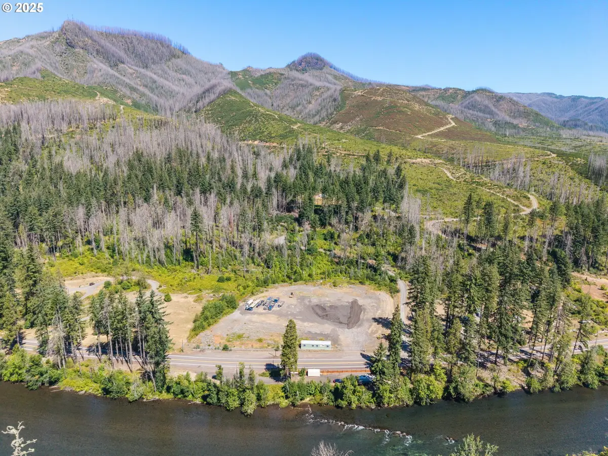 50389 Mckenzie Hwy, Vida, OR 97488 - Image #1