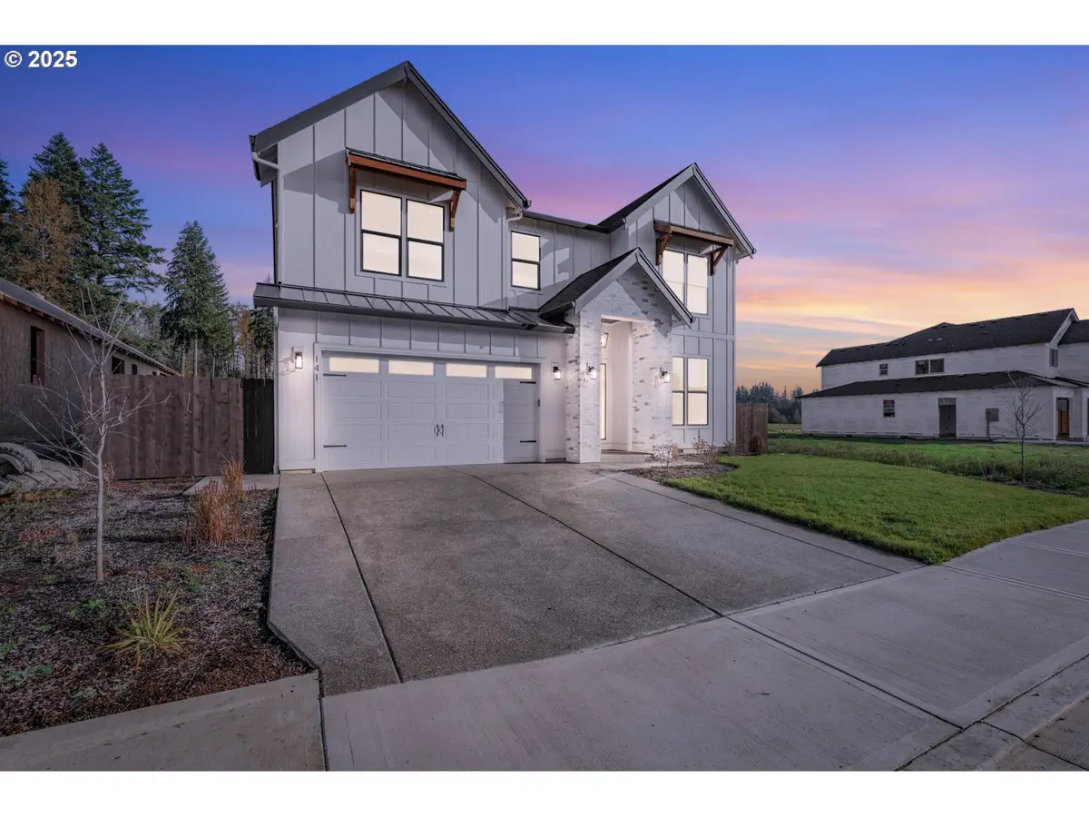 141 SE 24th Ave, La Center, WA 98629 - Image #1
