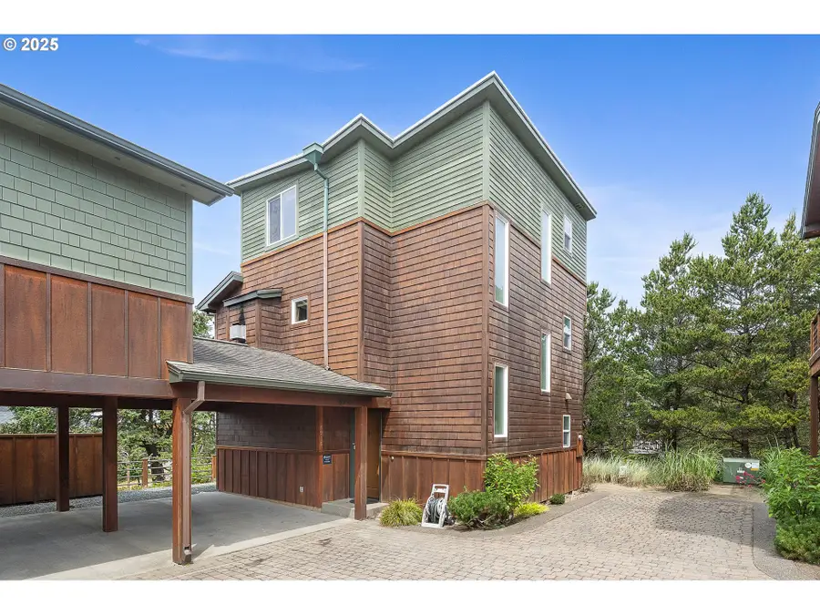 8916 Pelican Ln #4, Manzanita, OR 97130 - Image #2