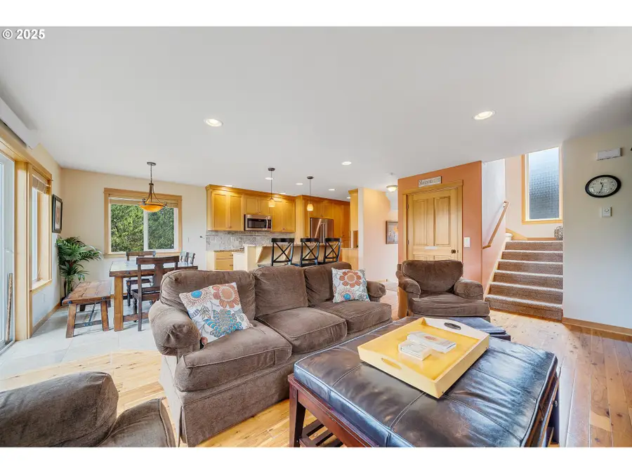 8916 Pelican Ln #4, Manzanita, OR 97130 - Image #3