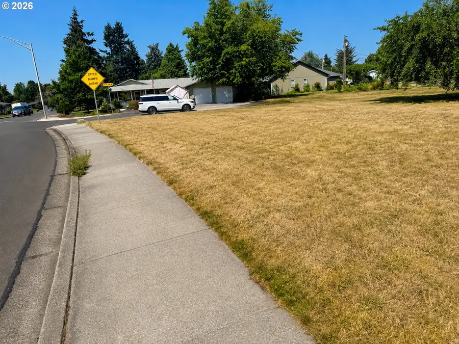 Royal Ave #3, Eugene, OR 97402 - #2