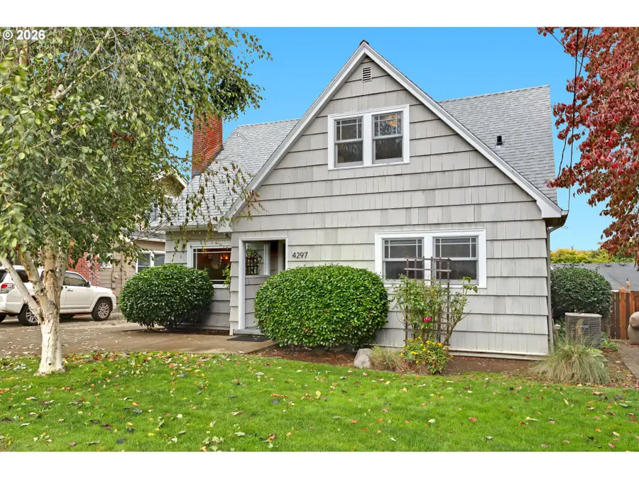 4297 NE Laurelhurst Pl, Portland, OR 97213 - #2