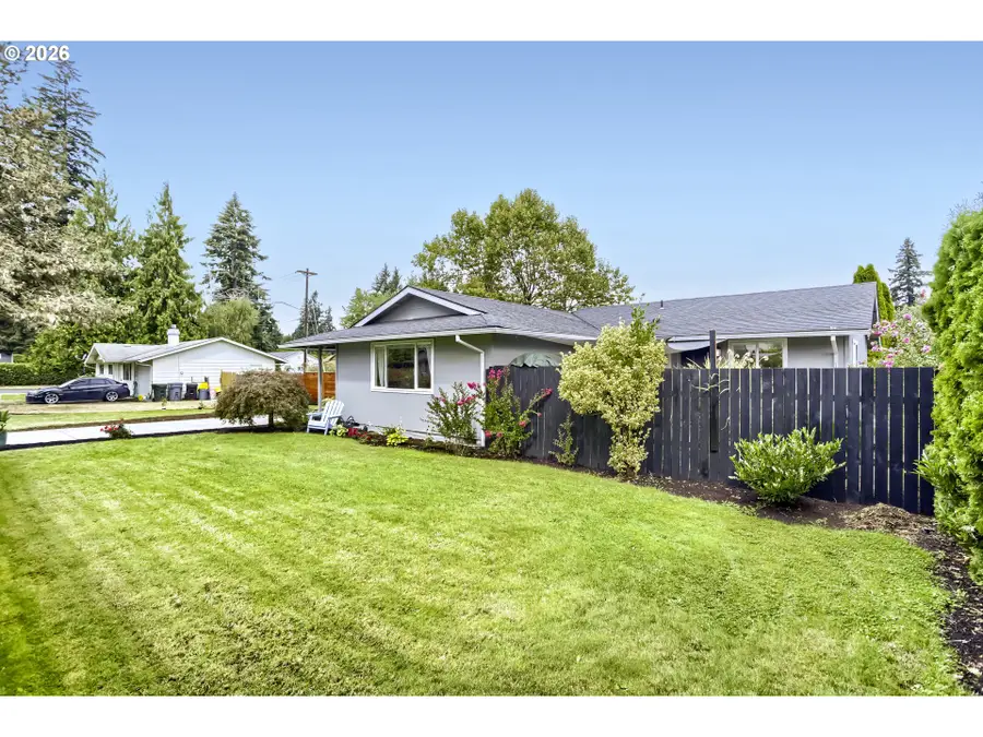 1140 NE 9th Pl, Canby, OR 97013 - #3