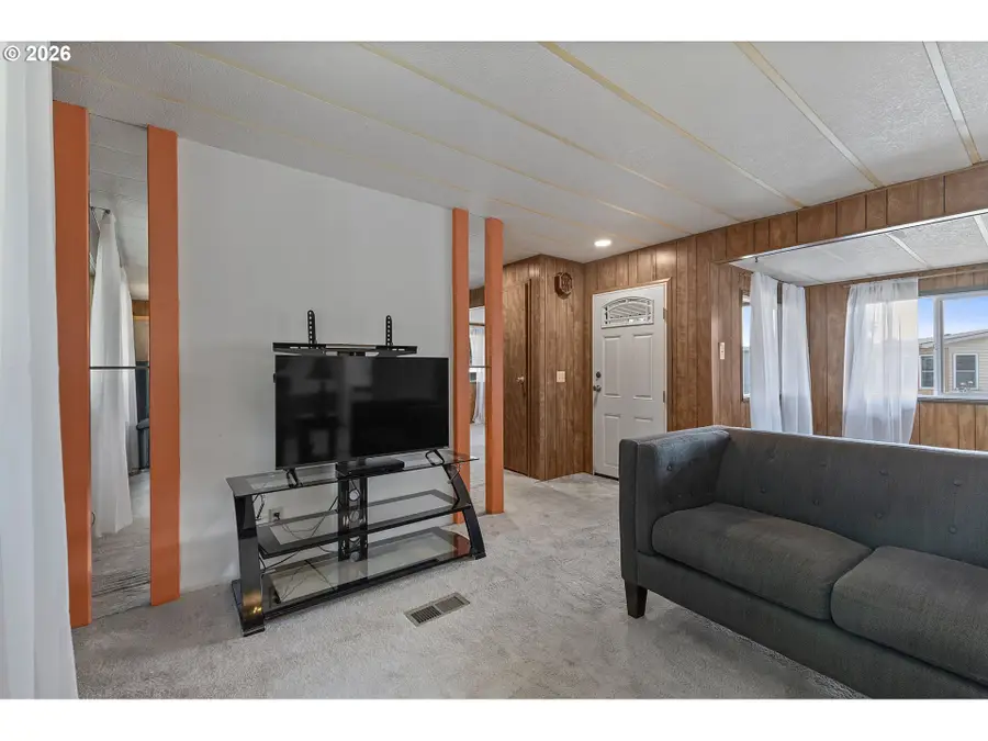 570 N 10th Ave #43, Cornelius, OR 97113 - #3