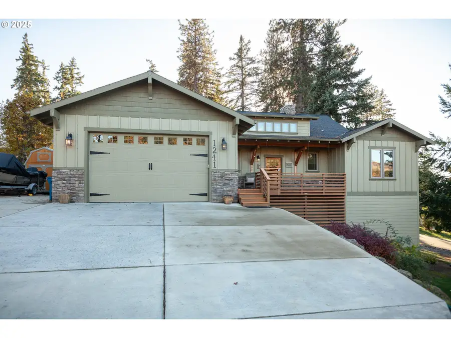1241 Fruit Valley Ln, White Salmon, WA 98672 - Image #3