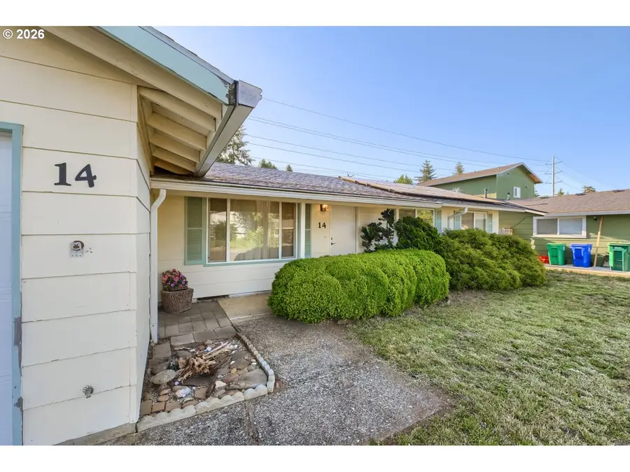 14 SE 199th Ave, Portland, OR 97233 - #3