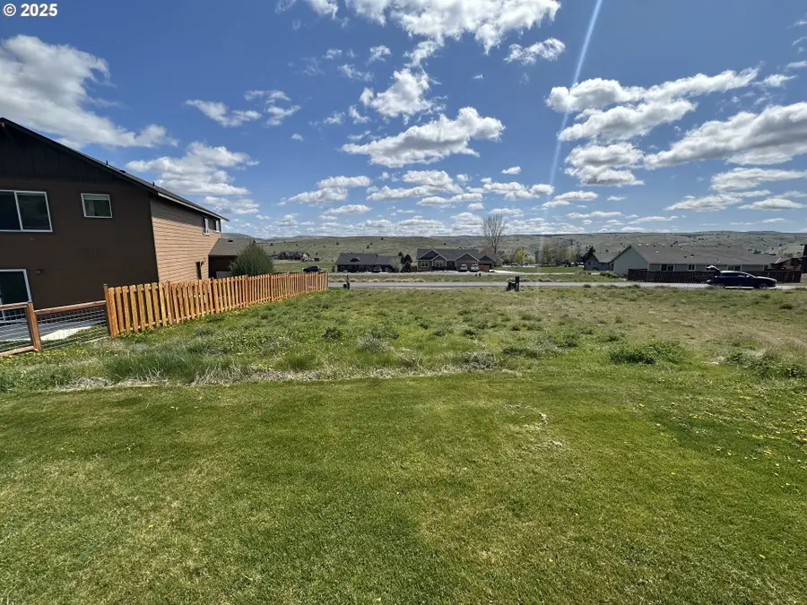 419 Little Lake Rd, Maupin, OR 97037 - Image #2