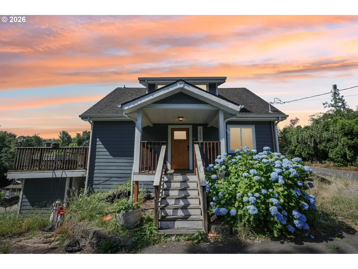 1612 12th St, Oregon City, OR 97045 - Image #1