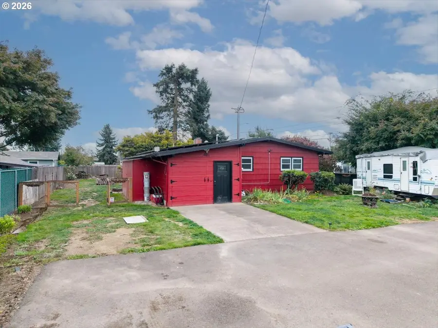 404 36th Ave Ne, Salem, OR 97301 - #3